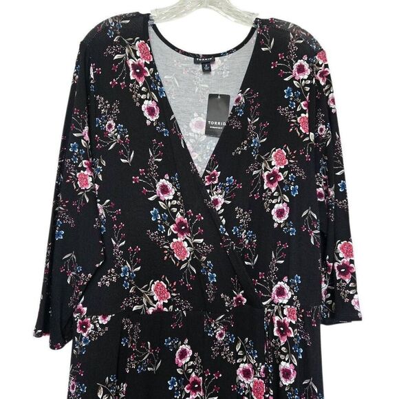 Torrid Floral Mini Jersey Wrap Dress Black Plus Size 2 - Picture 4 of 11